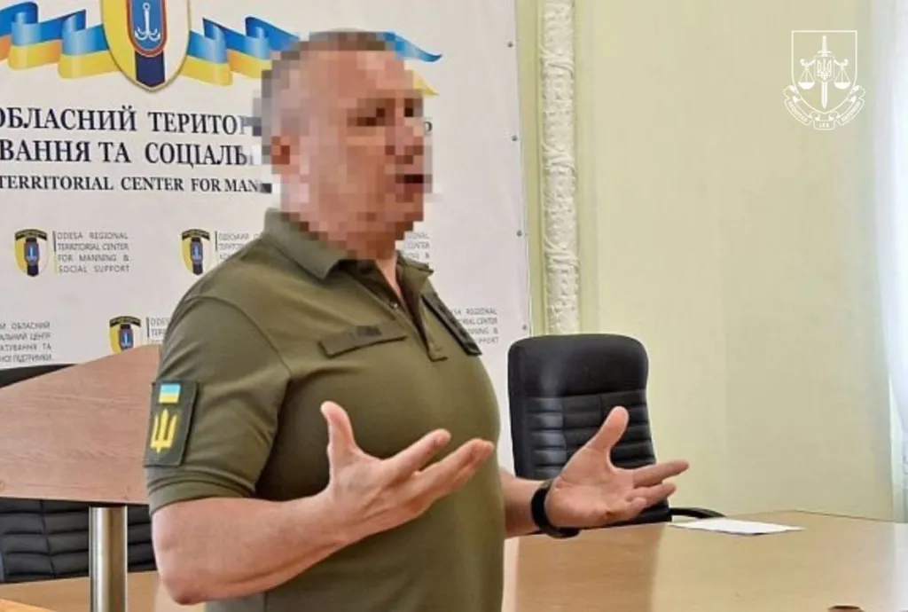 Колишнього очільника Одеського ТЦК обвинувачують у підробці документів та перешкоджанні роботі ЗСУ