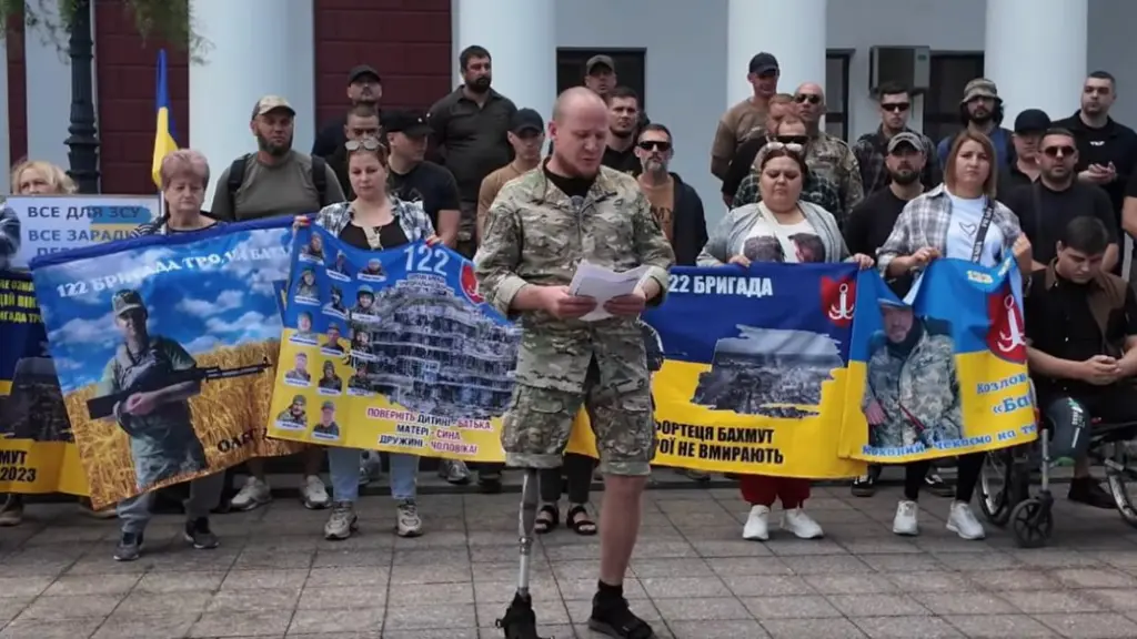 В Одесі під час віча закликали створити військову адміністрацію замість мерії