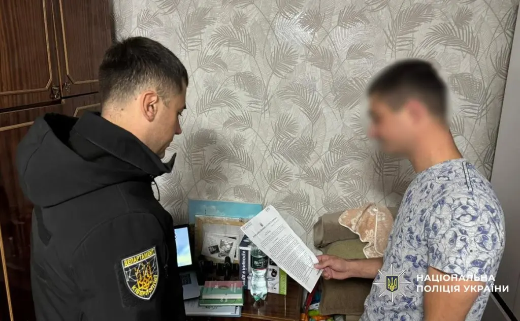 На Харківщині затримали шахраїв з Одещини, які обкрадали військових після полону