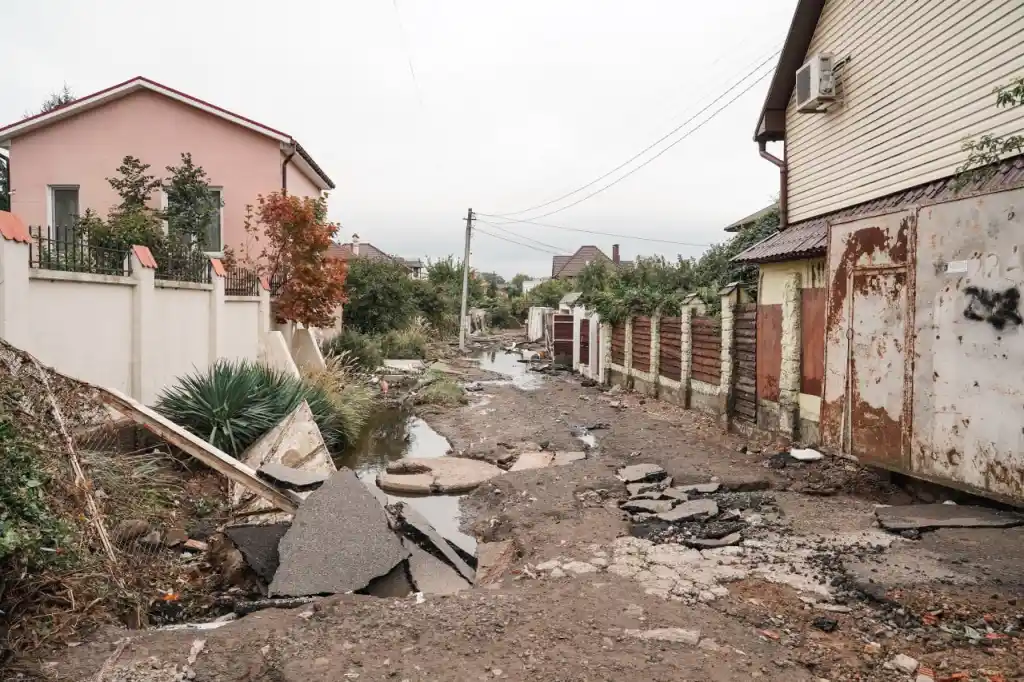 В Одесі зросла кількість жертв негоди до 10: місто оголосило день жалоби