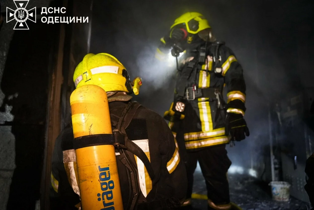 В Одесі через пожежу на енергооб’єкті знеструмило частину міста
