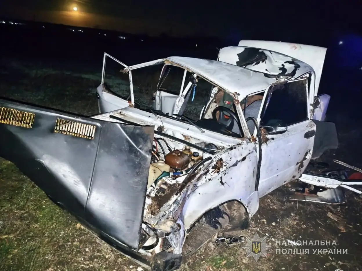 На Одещині п’яний водій перевернув авто: постраждали п’ятеро людей, серед них троє дітей
