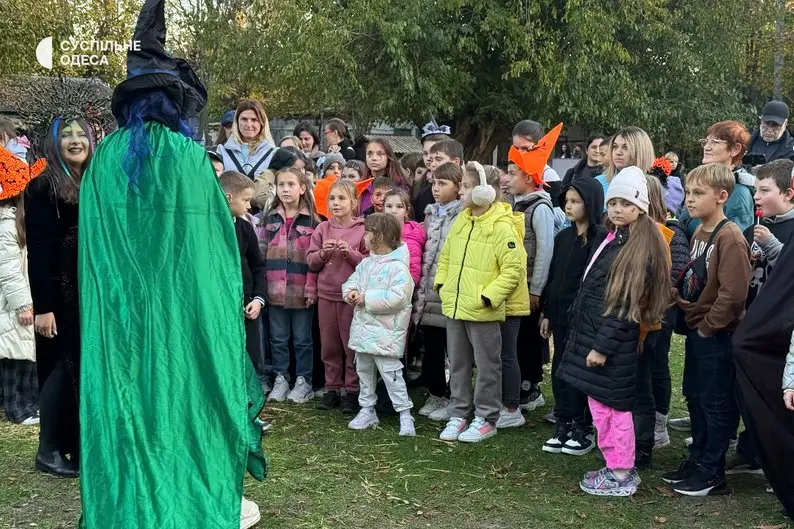 Полювання на привидів і лист від Дракули: в Одеському зоопарку відзначили яскравий Геловін