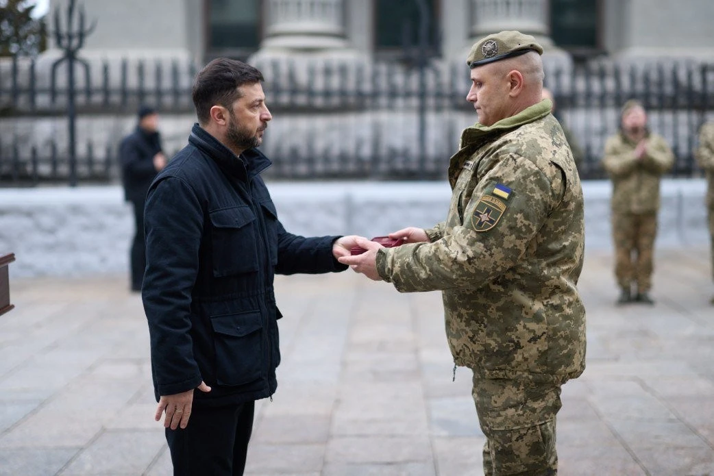 Боєць з Одещини отримав орден «За мужність» від Президента України