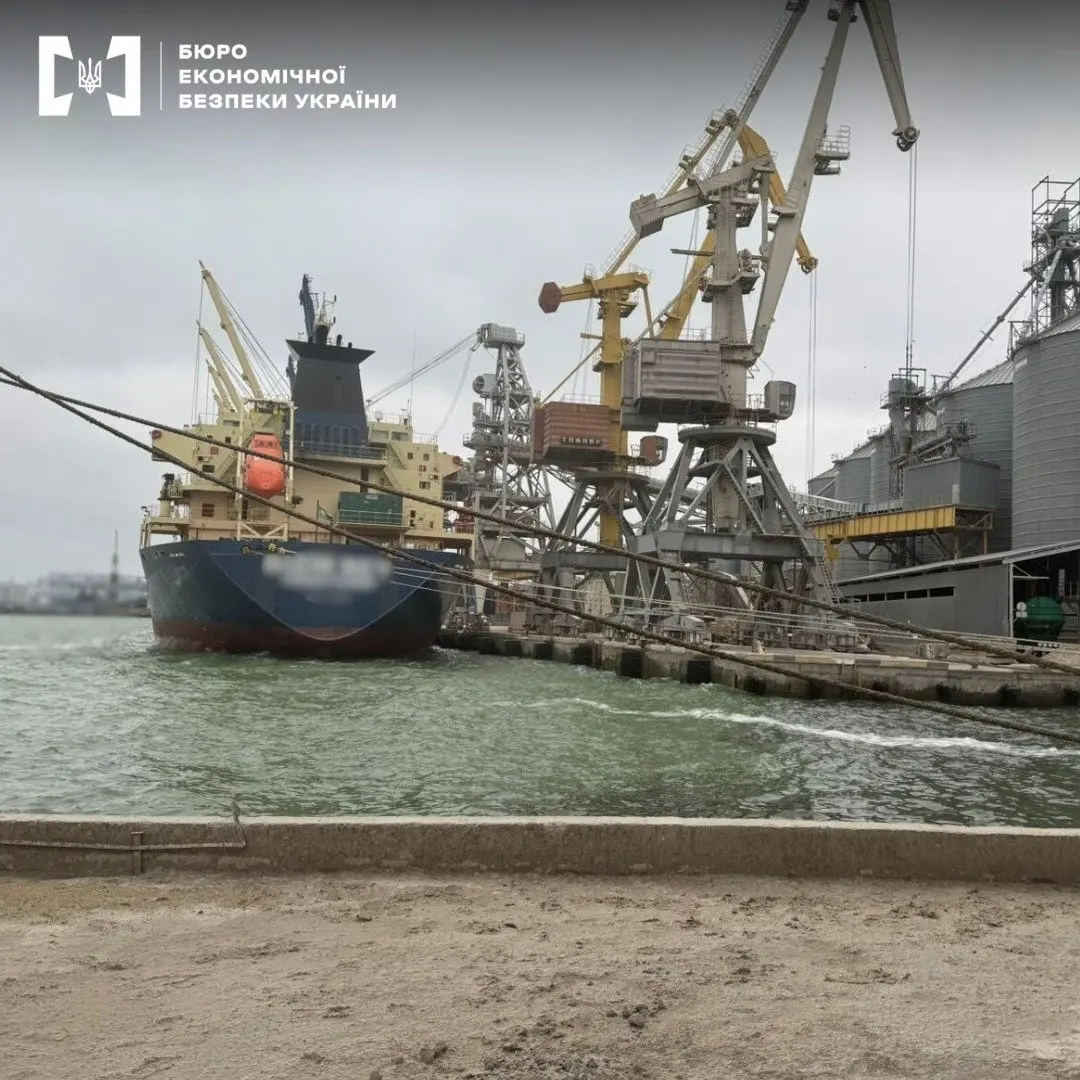 Понад 7,5 тисячі тонн сої не дісталися закордону: в Одеському порту викрили схему тіньового експорту