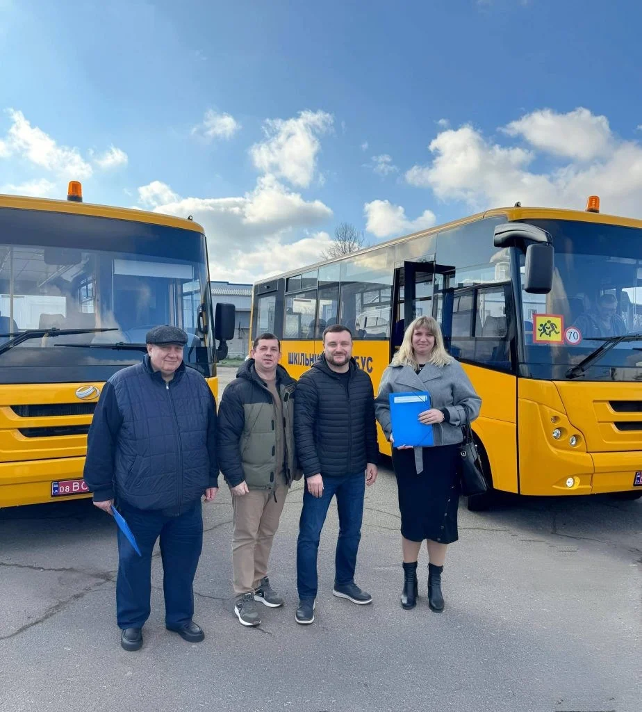Інклюзивні маршрути до школи: Одещина отримала останні автобуси з річної поставки