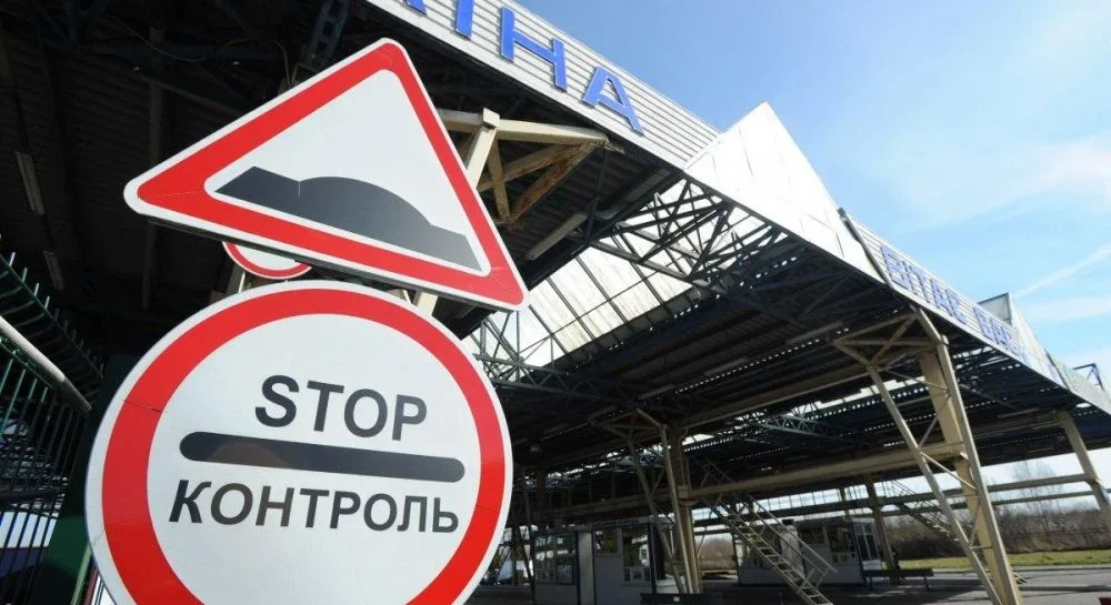 Після атаки дронів змінилися правила перетину кордону на Одещині: водіям радять об’їзди