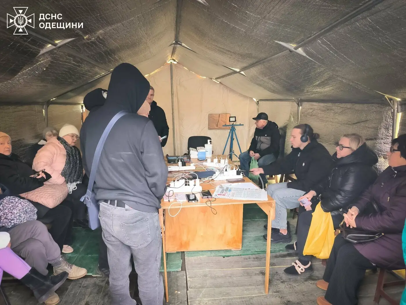 Тепло, чай і підтримка: на Одещині діють десятки Пунктів незламності Тепло, чай і підтримка: на Одещині діють десятки Пунктів незламності
