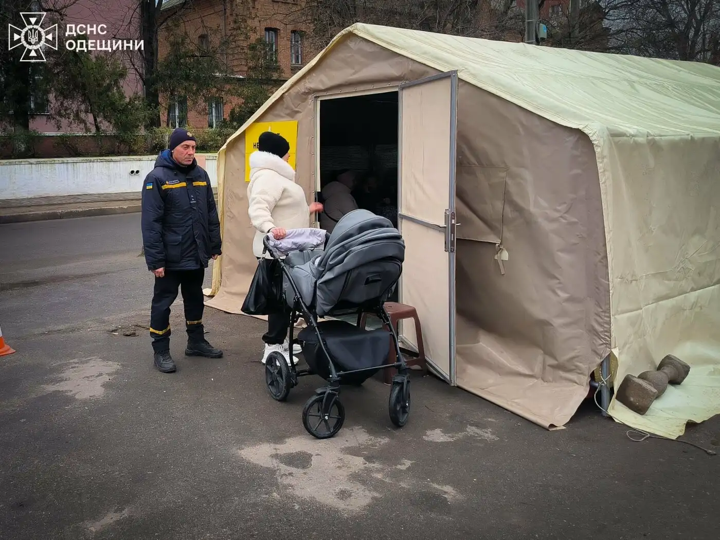 Тепло, чай і підтримка: на Одещині діють десятки Пунктів незламності Тепло, чай і підтримка: на Одещині діють десятки Пунктів незламності