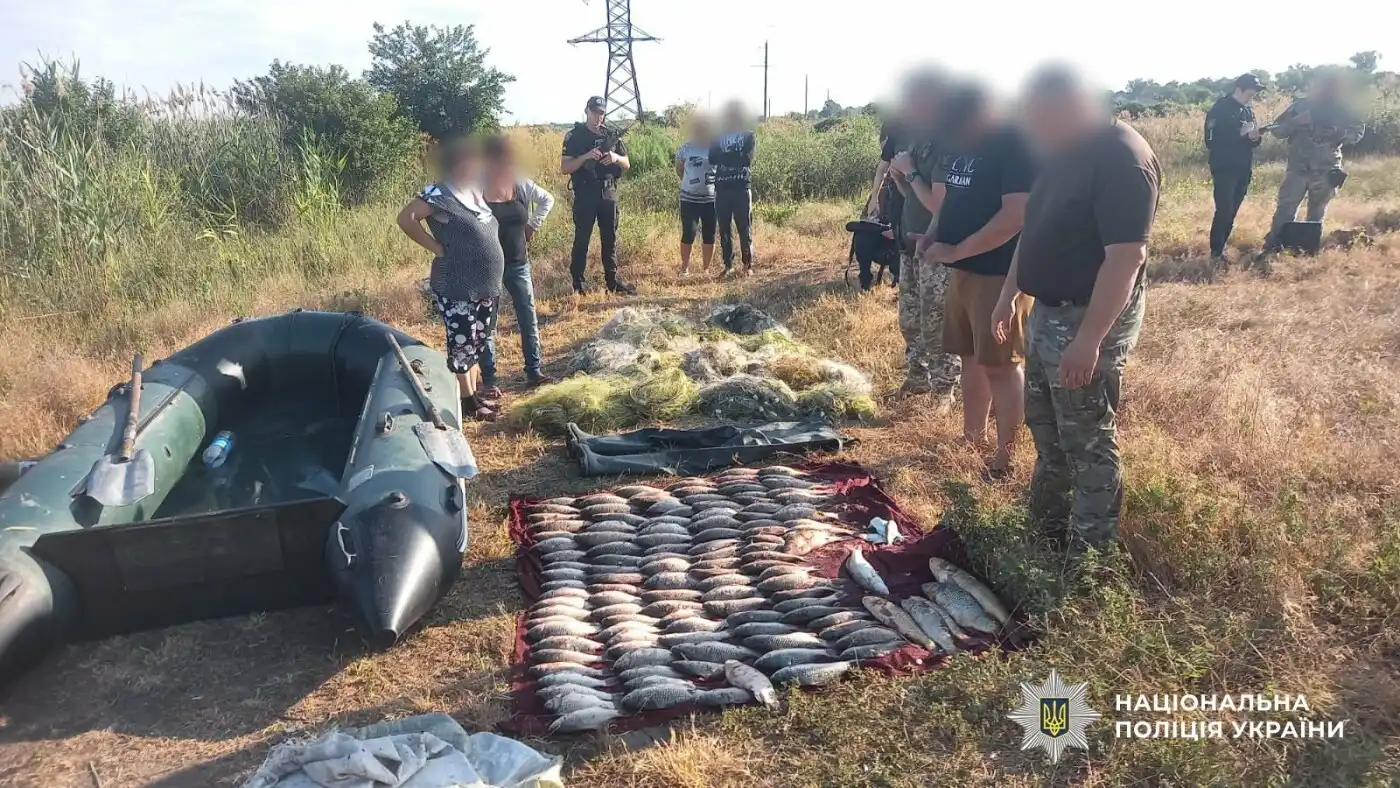 Браконьєр із кілометром сіток постане перед законом: на Одещині оголосили вирок