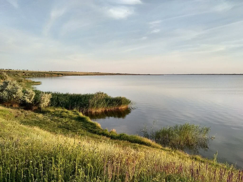 В Одесі перехожі й патрульні підняли 62-річного чоловіка з дороги та допомогли повернутися додому