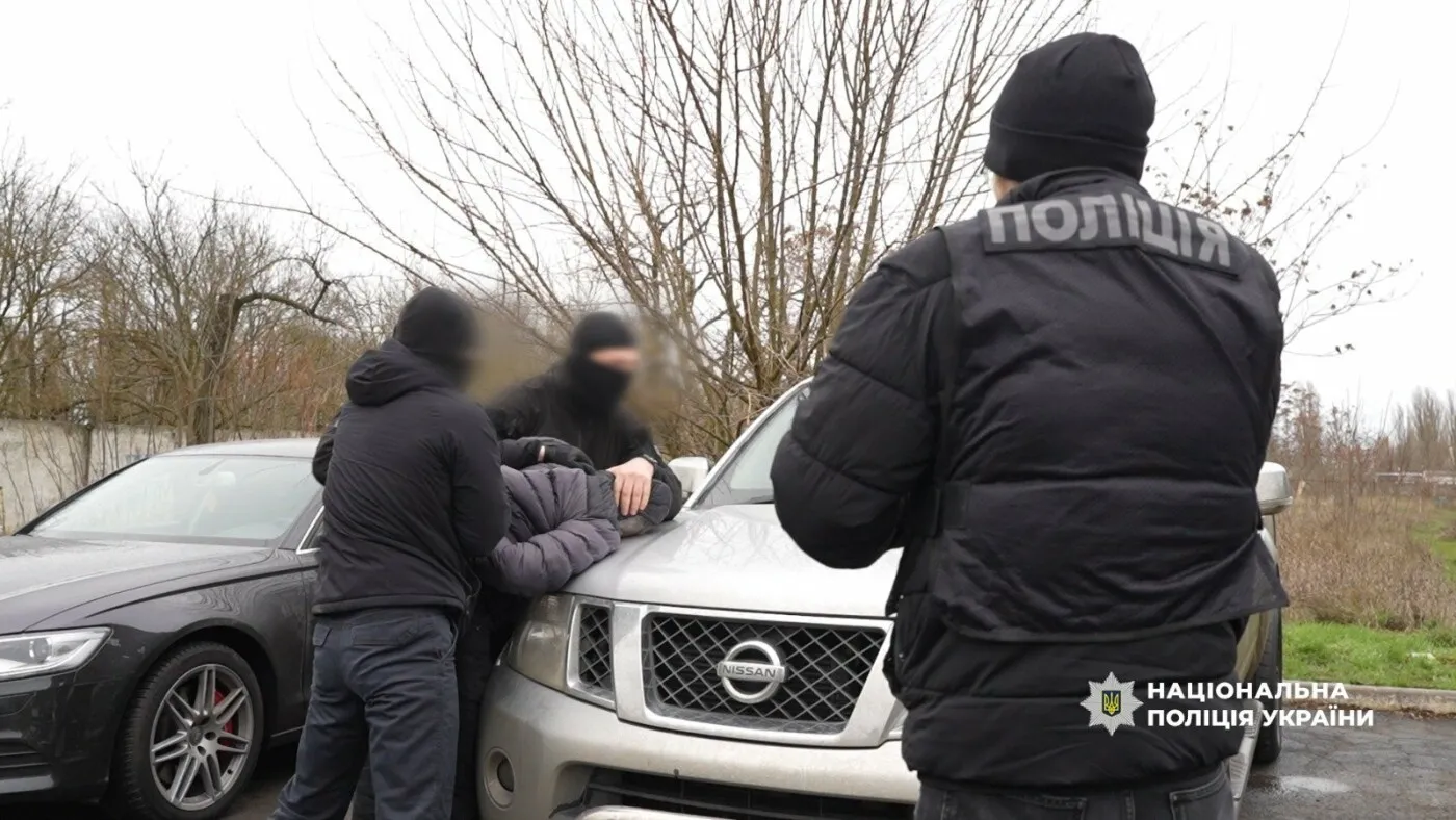 В Одесі другий день шукають підлітка: з дому не повернулася 16-річна Аліна