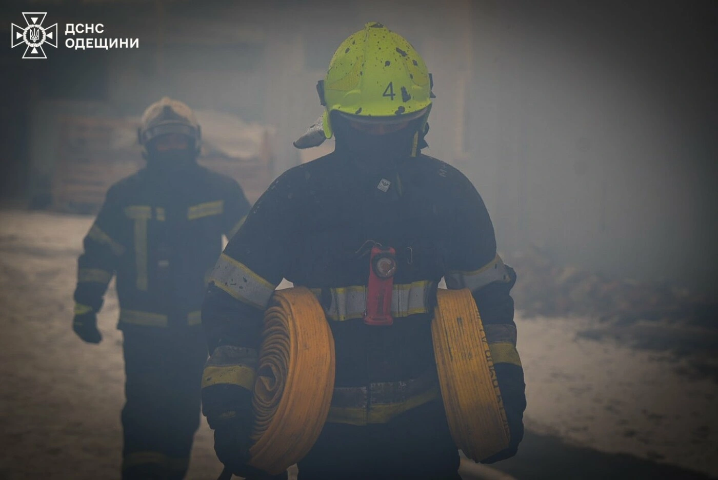 Полум’я на Пересипі: у виробничій зоні Одеси сталася велика пожежа