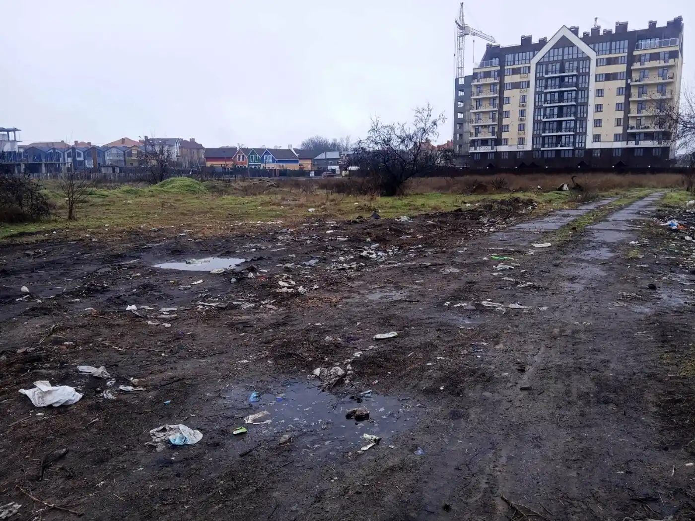 Перший день лютого: одеські двори звільняють від льоду