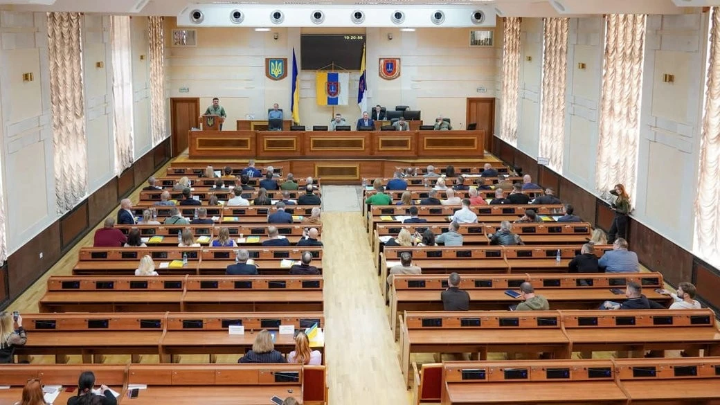 Нічний удар по Ізмаїлу: дрони пошкодили будівлю податкової інспекції