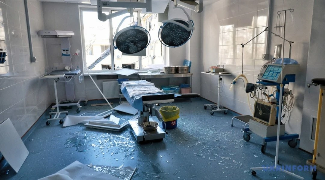 Нічна атака на пологовий будинок в Одесі: як лікарі рятували немовлят під вибухами