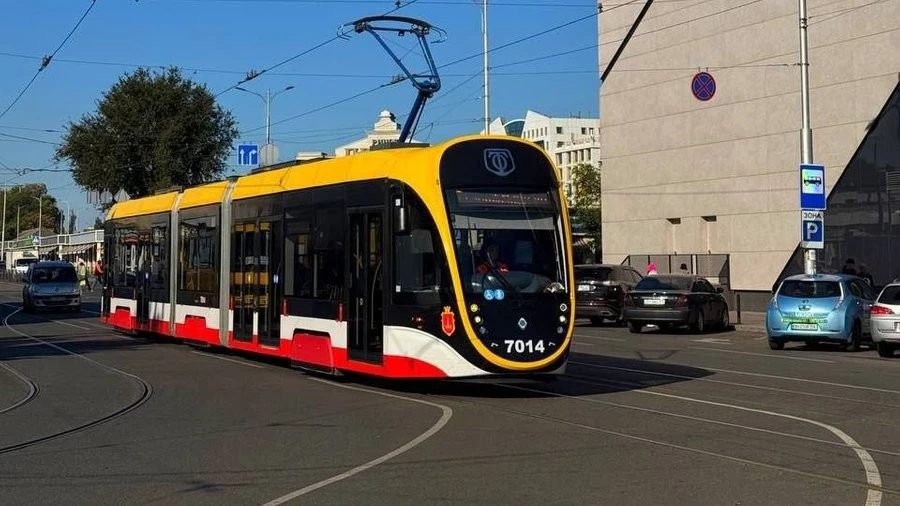 Одеса відновлює рух багатосекційного електротранспорту